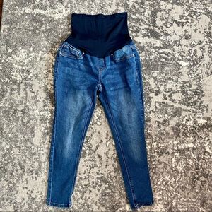 Stretchy Maternity Jeans